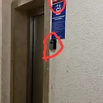 Albjona 게스트하우스 티라나