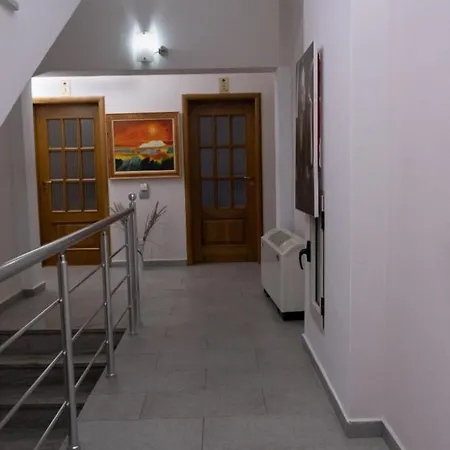Albjona * Tirana