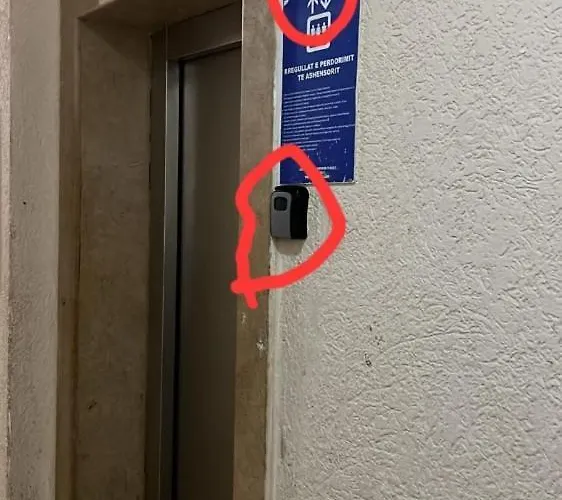 Albjona Pensión Tirana