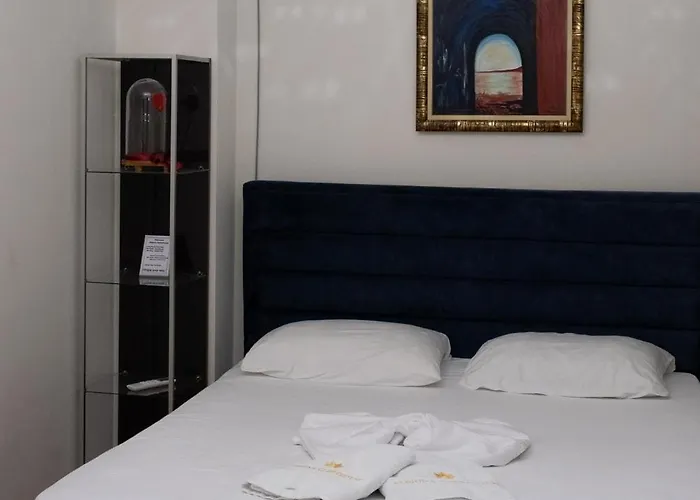 Albjona Pensión Tirana